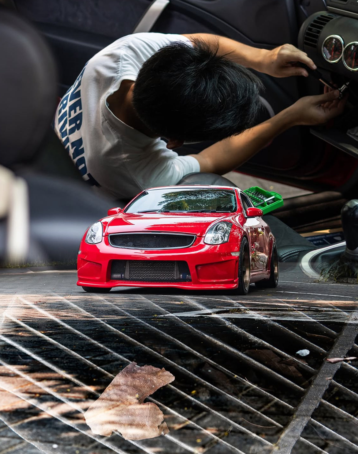 G35 Coupe Black Open Mesh Grill - Gloss Black - Cosmetic, Coupe, Discount $10, Ebay, G35 red sports car