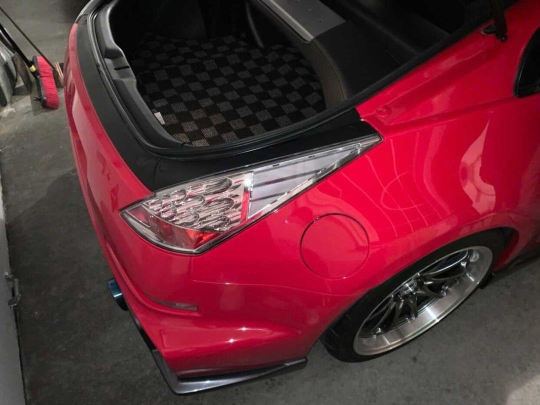 P2M 350Z Dark Grey Checkered Racing Trunk Mat