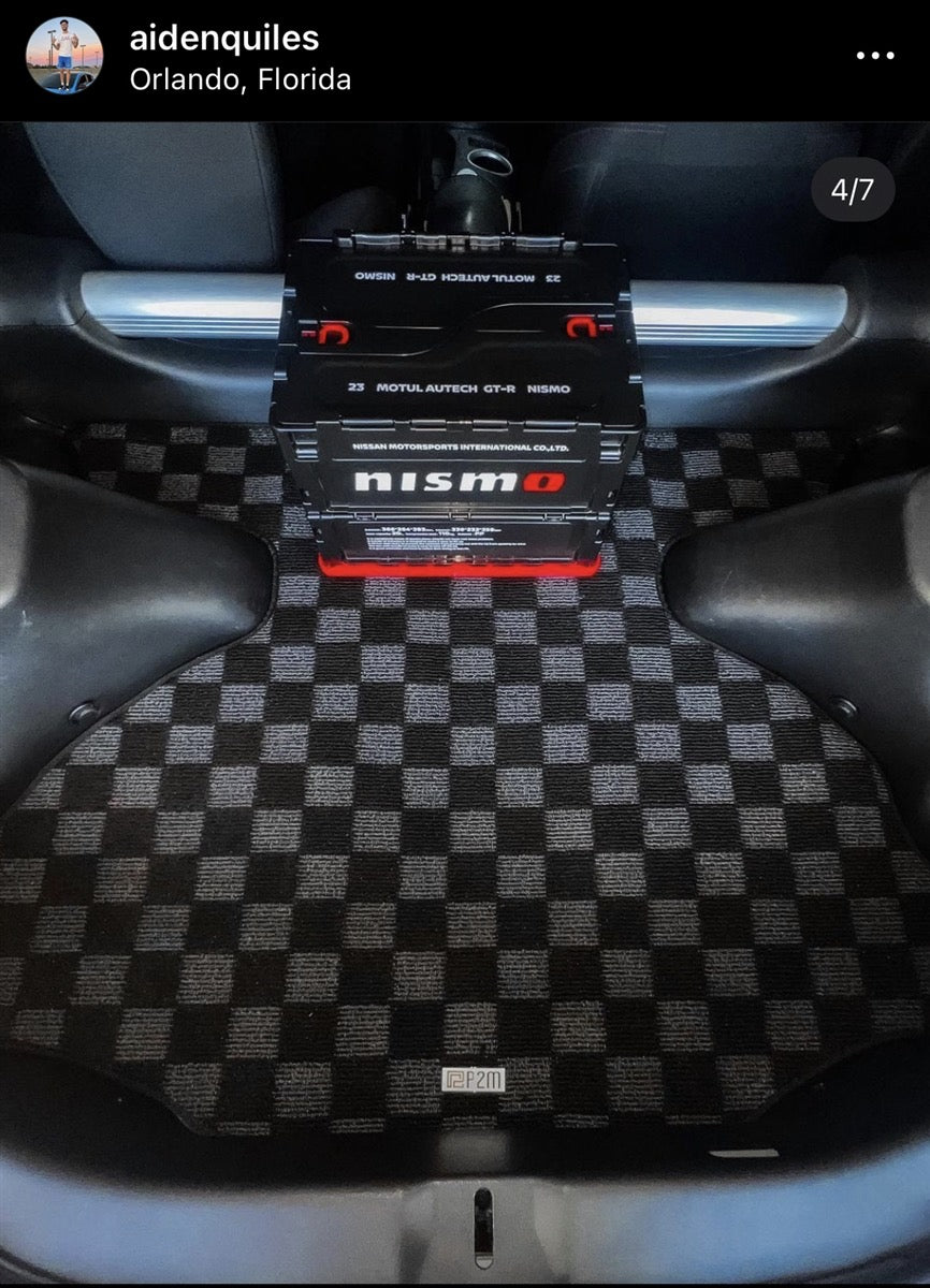 P2M 370Z Dark Grey Checkered Racing Trunk Mat