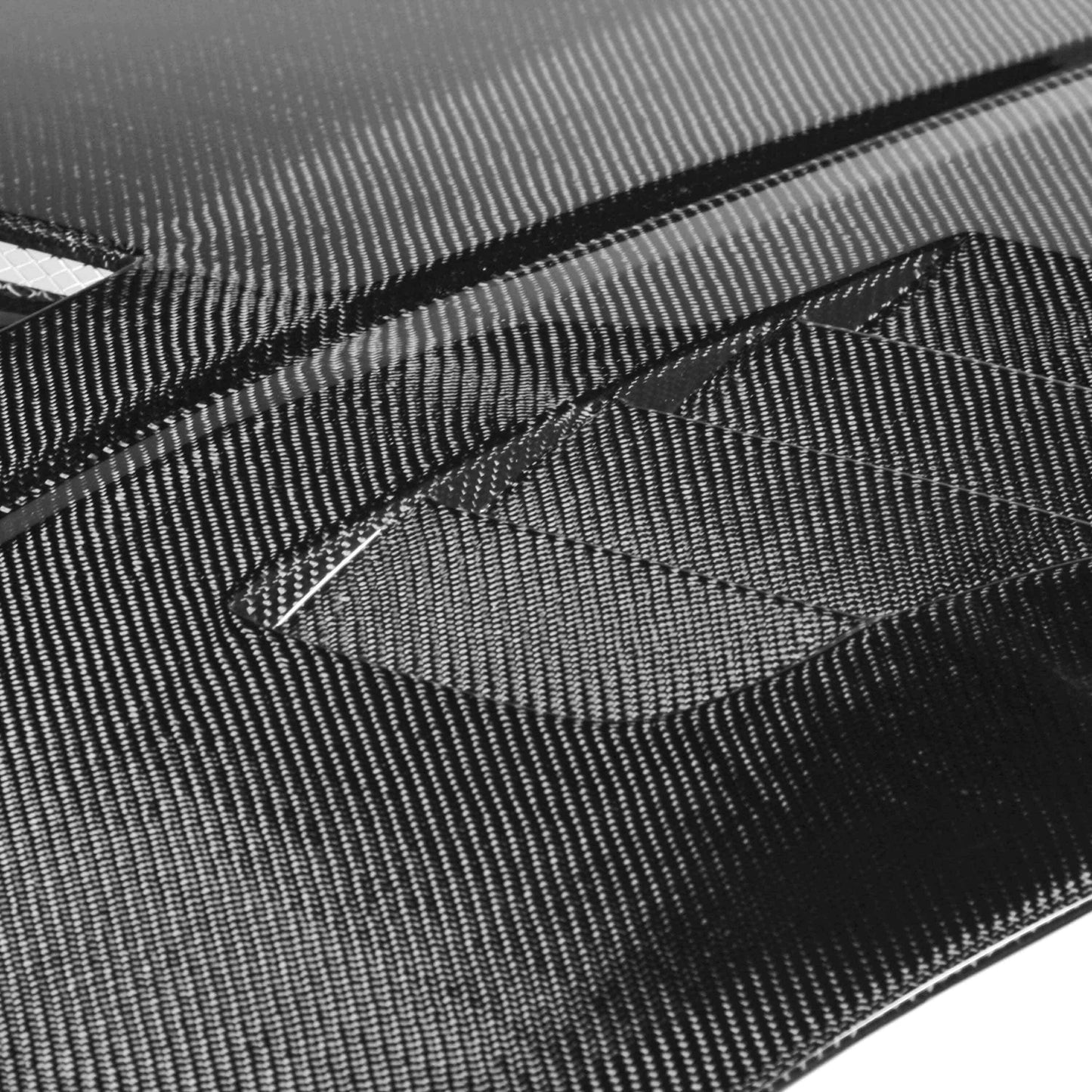 Seibon VT-style carbon fiber hood for 2007-2008 Nissan 350Z (also fits 2003-2006 models)