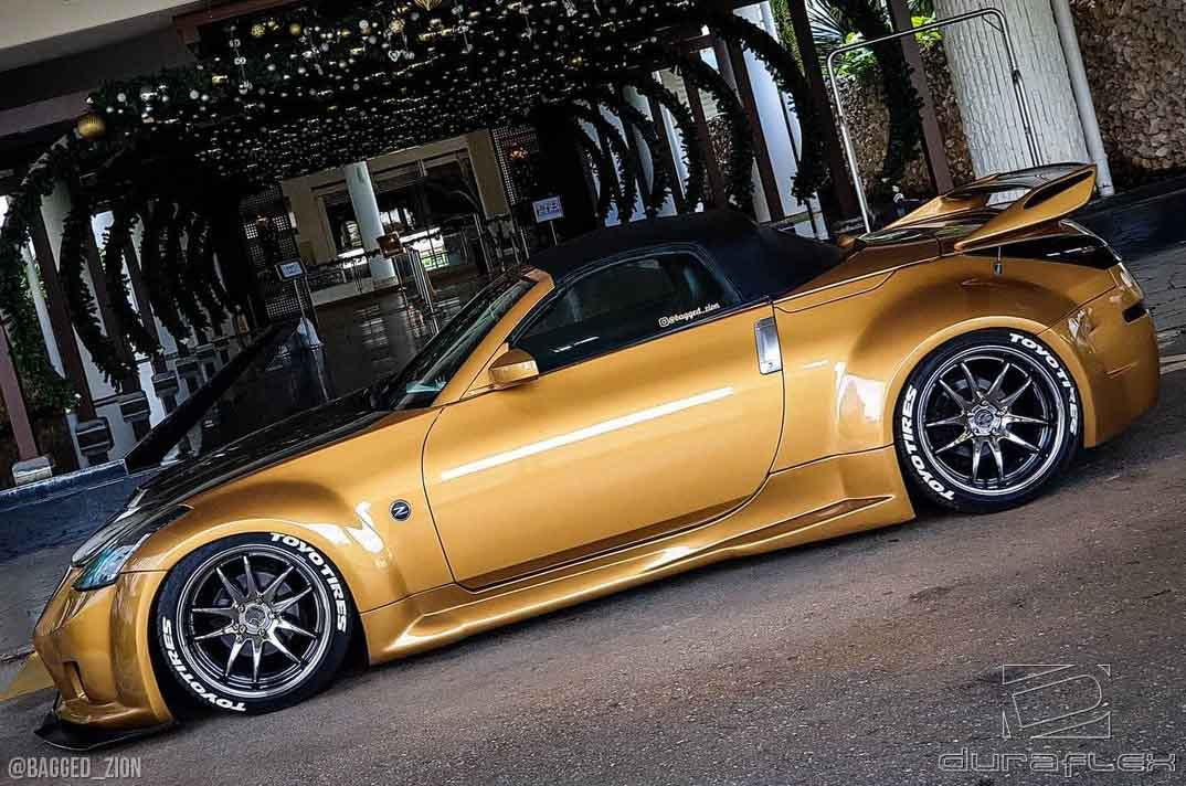 2003-2008 Nissan 350Z Z33 Duraflex B-2 Body Kit - 4 Piece - Includes B-2 Front Bumper Cover (103347) B-2 Side Skirts Rocker Panels (103351) B-2 Rear Bumper Cover (103349)