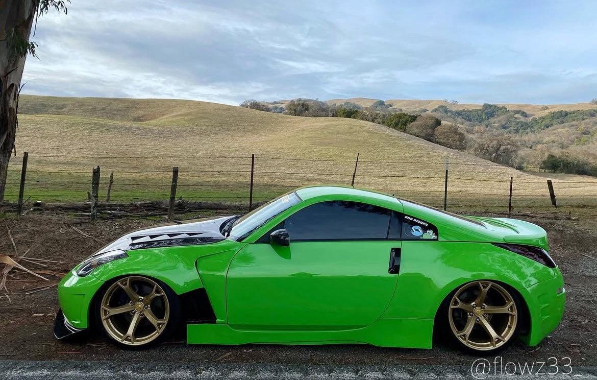 350Z MAG-V2 Style Side Skirts | Polyurethane Construction