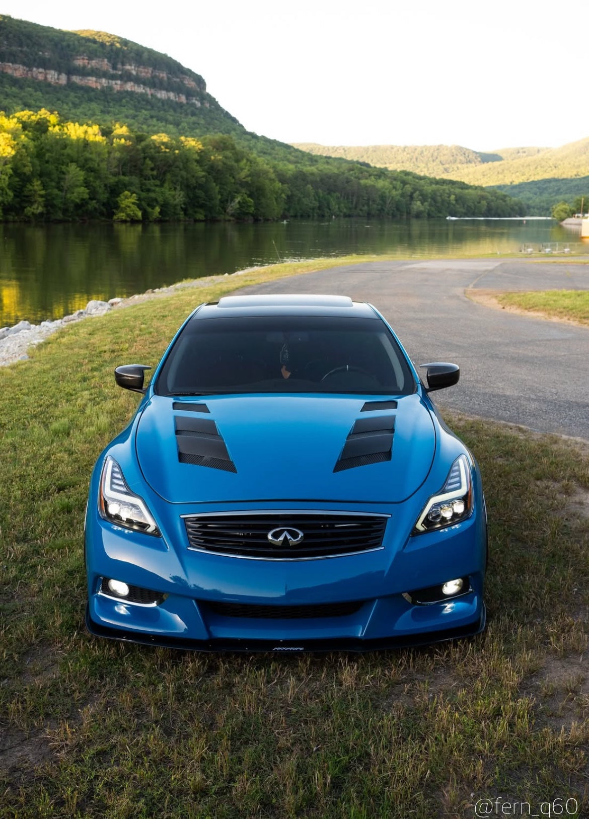 G37/Q60 M-Style Dry Carbon Fiber Mirror Overlays