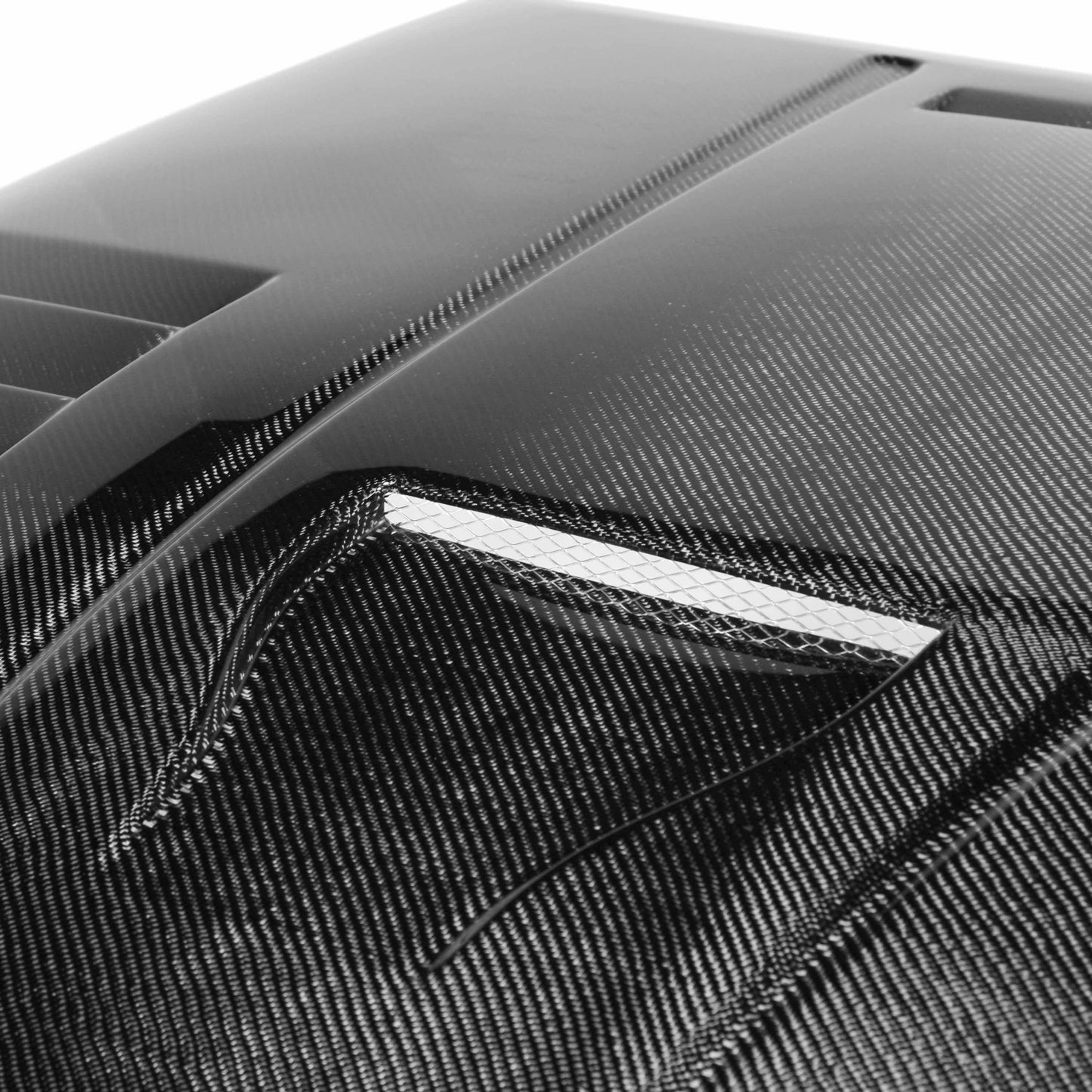 Seibon VT-style carbon fiber hood for 2003-2006 Nissan 350Z