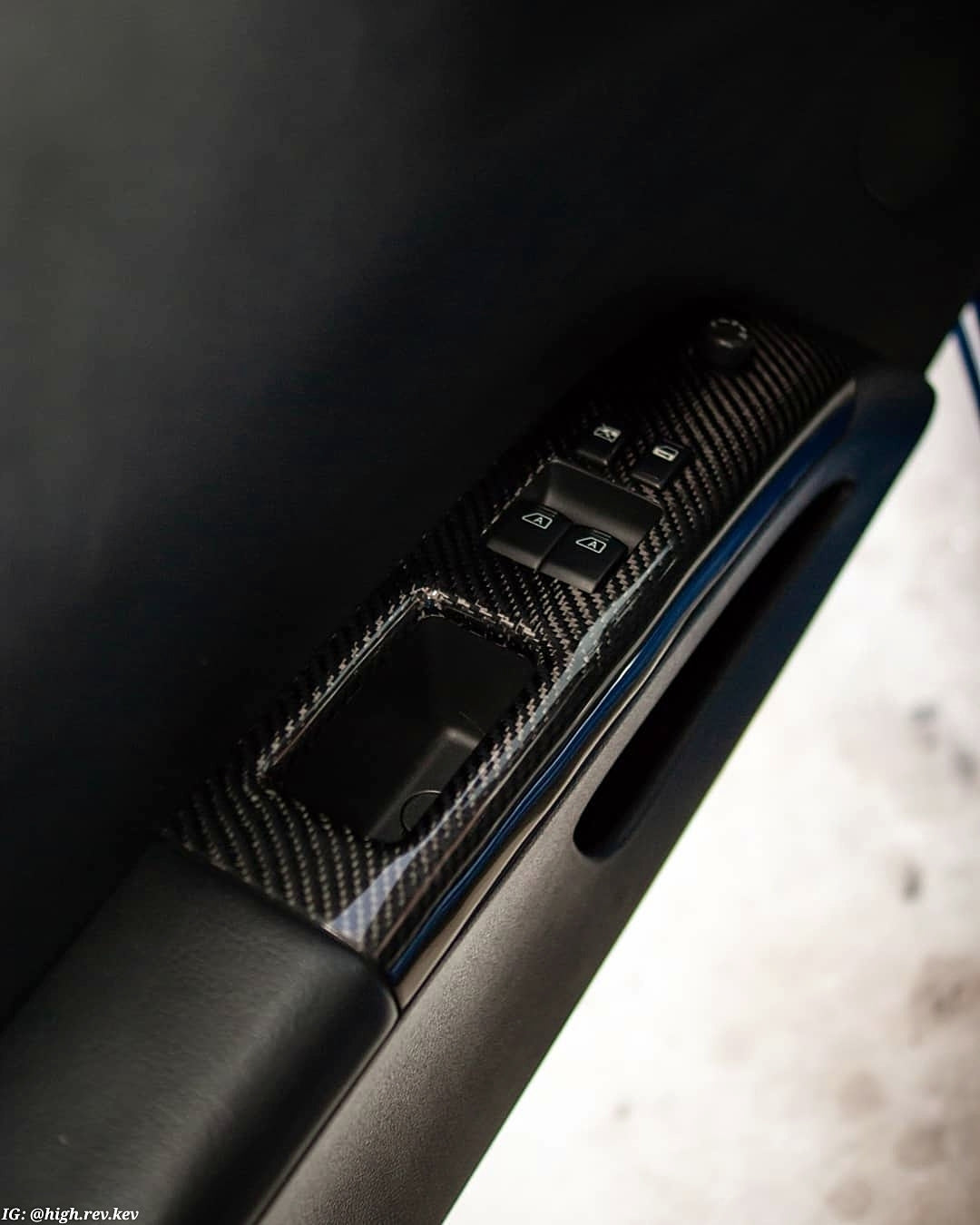 350z Carbon Fiber Interior Door Panel Overlays - 350z, Cosmetic, Discount $10, VQ35DE, VQ35HR carbon fiber car door