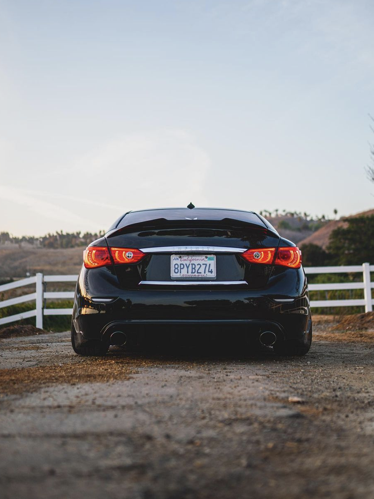 Q50 M Style Carbon Fiber Trunk Spoiler