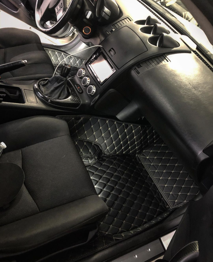 350z Diamond Stitched Floor Mats