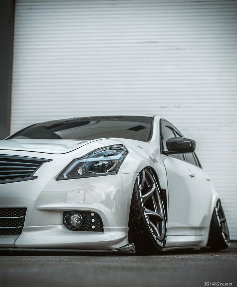 G37 Carbon Fiber Mirror Overlays