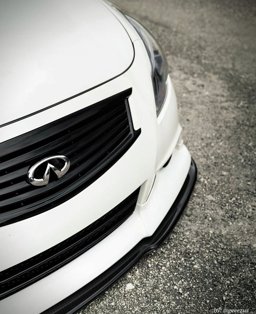 G37 Sedan Carbon Fiber OEM Style Grill